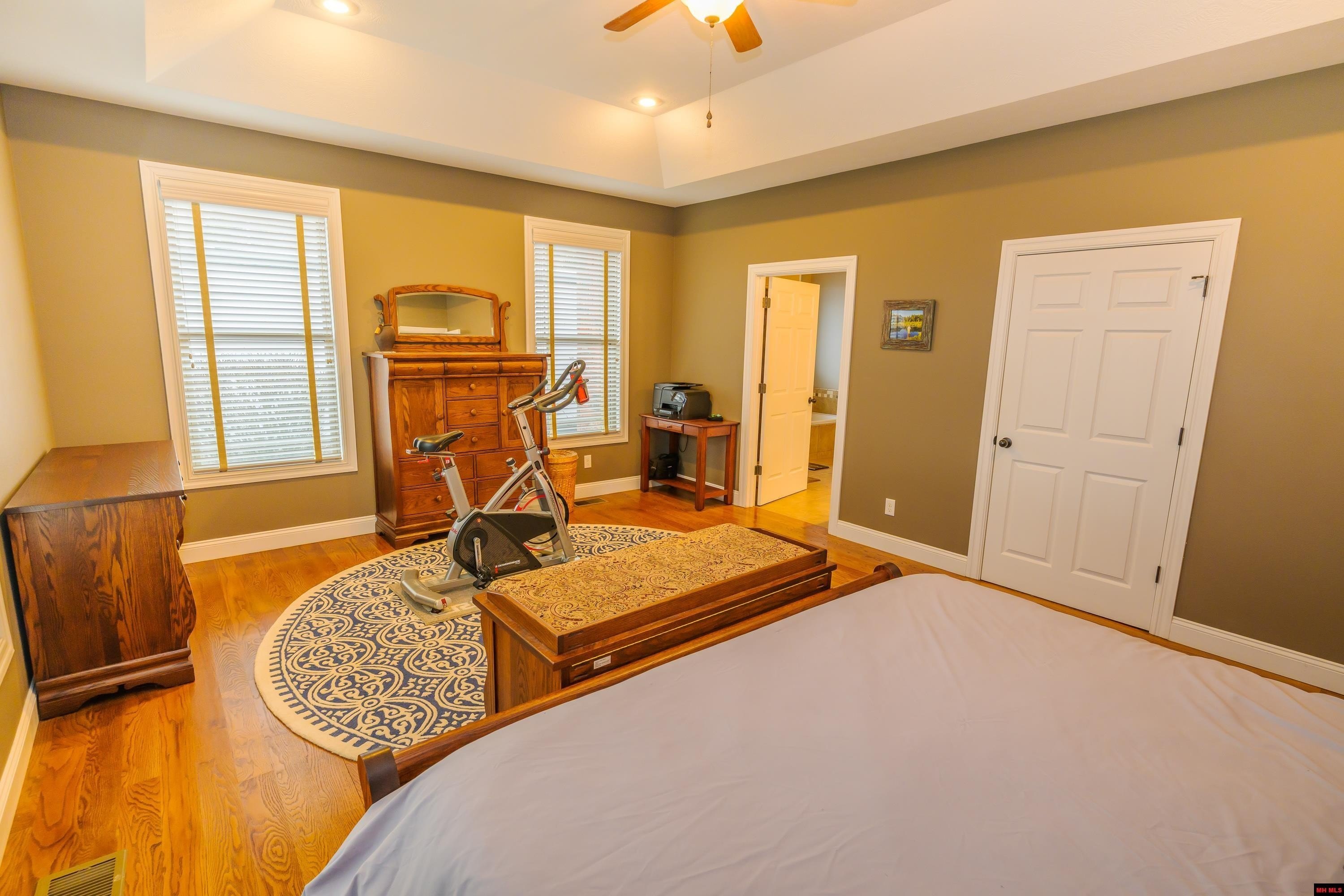 Mountain Home, Arkansas, 72653, United States, 3 Bedrooms Bedrooms, ,2 BathroomsBathrooms,Residential,For Sale,2033184