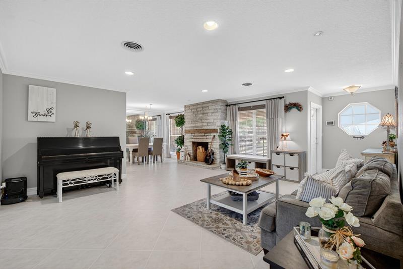 Fort Lauderdale, Florida, 33308, United States, 4 Bedrooms Bedrooms, ,3 BathroomsBathrooms,Residential,For Sale,1912260