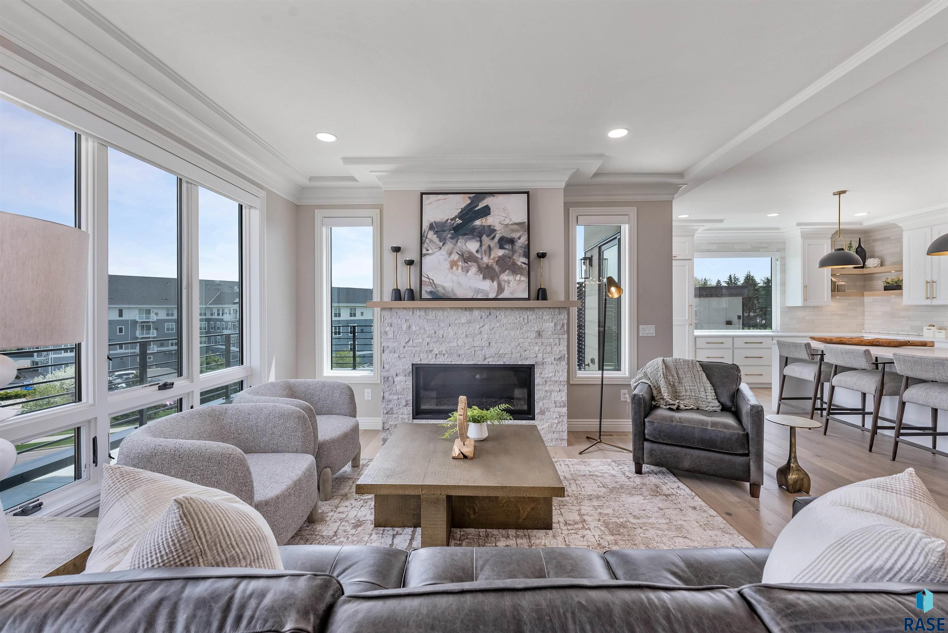 Sioux Falls, South Dakota, 57106, United States, ,Residential,For Sale,1986219