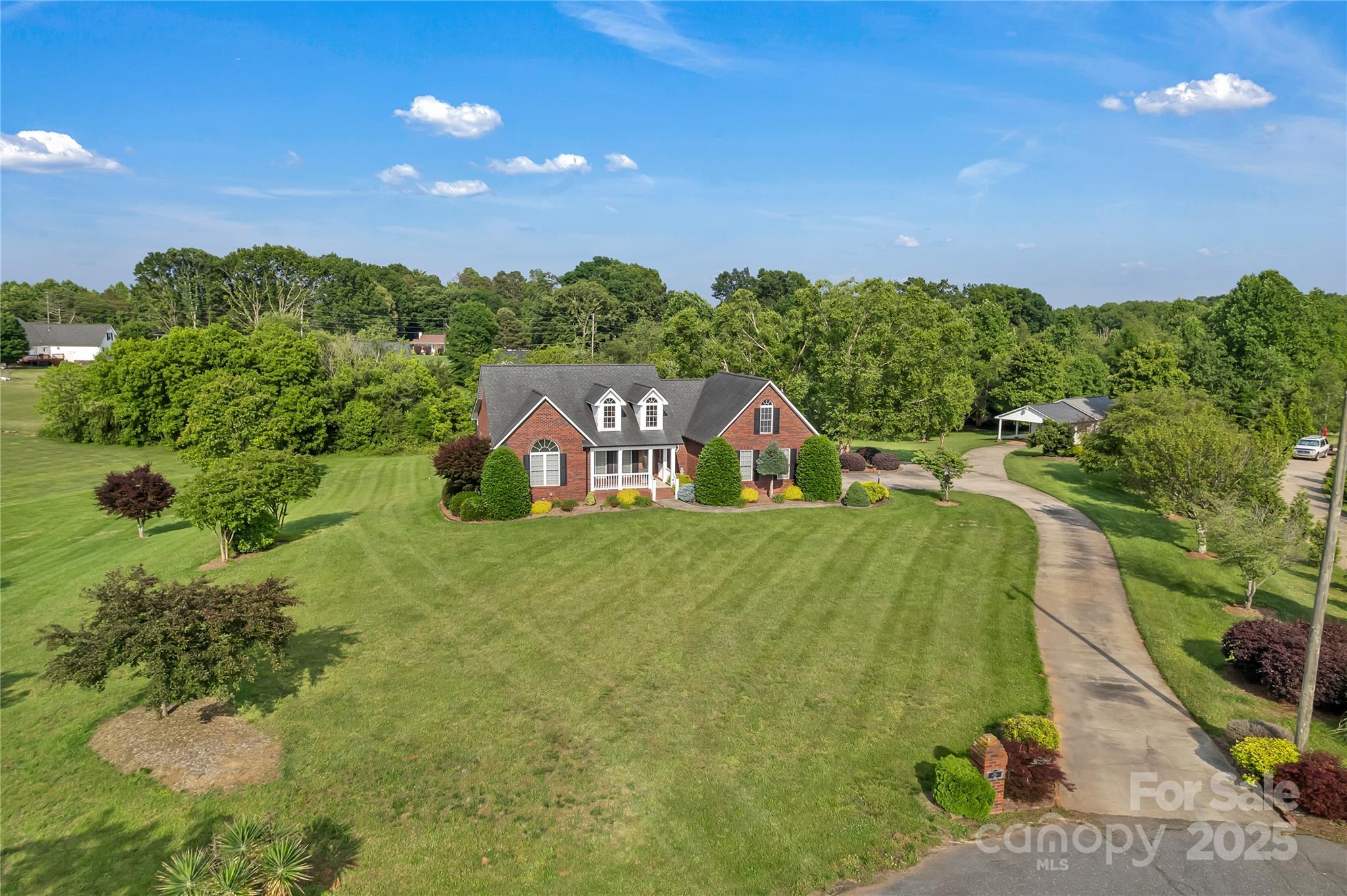 Cherryville, North Carolina, 28021, United States, 3 Bedrooms Bedrooms, ,3 BathroomsBathrooms,Residential,For Sale,1885225