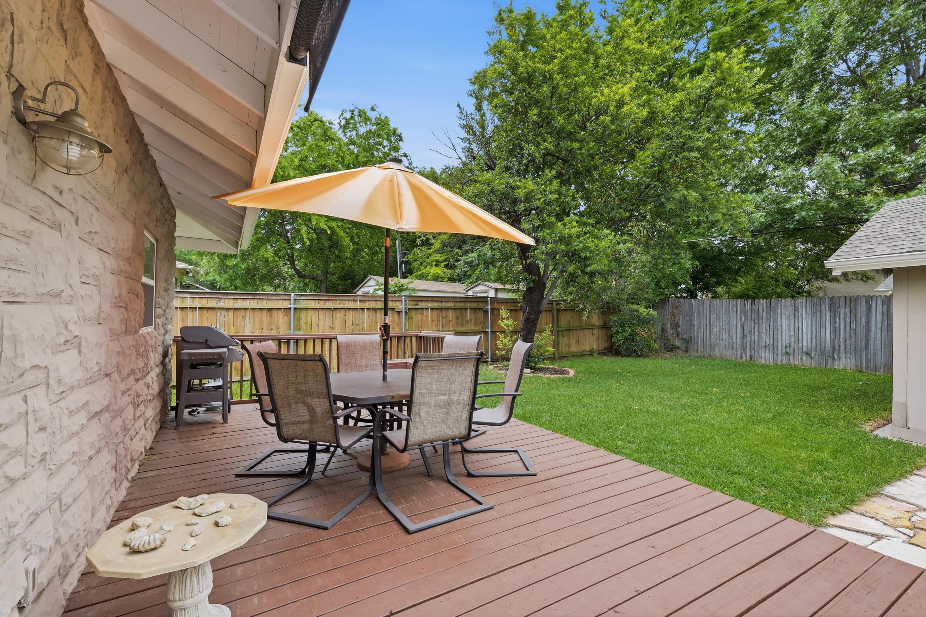  1300 Buck Avenue, Fort Worth, TX, 76110 - 物件實景