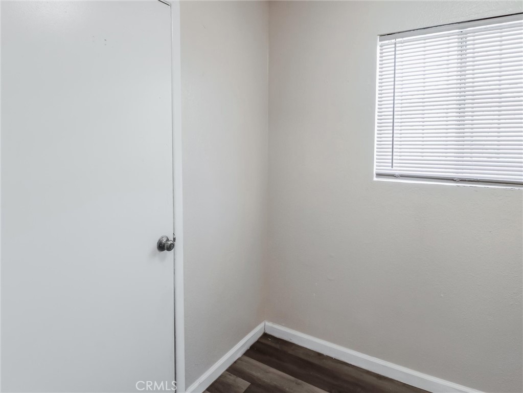 Los Angeles, California, 90003, United States, 5 Bedrooms Bedrooms, ,3 BathroomsBathrooms,Residential,For Sale,1935114