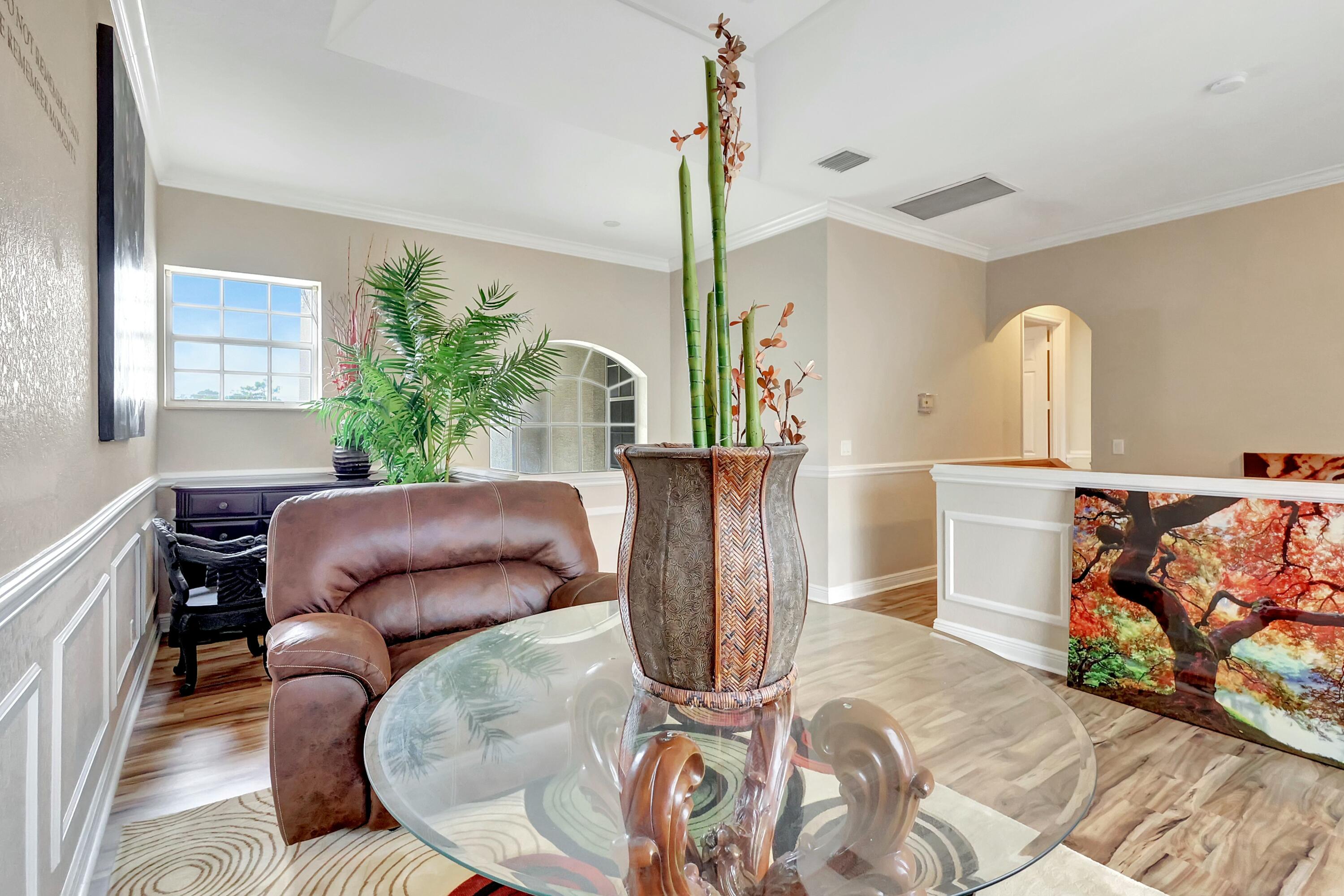 Port Saint Lucie, Florida, 34984, United States, 5 Bedrooms Bedrooms, ,3 BathroomsBathrooms,Residential,For Sale,1856028