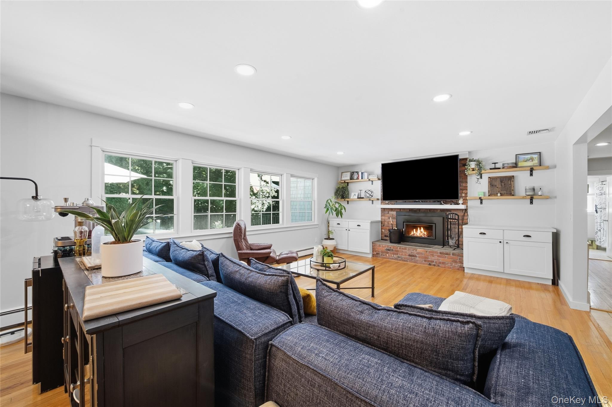  30 Cove Road, Huntington, NY, 11743 - 物件實景