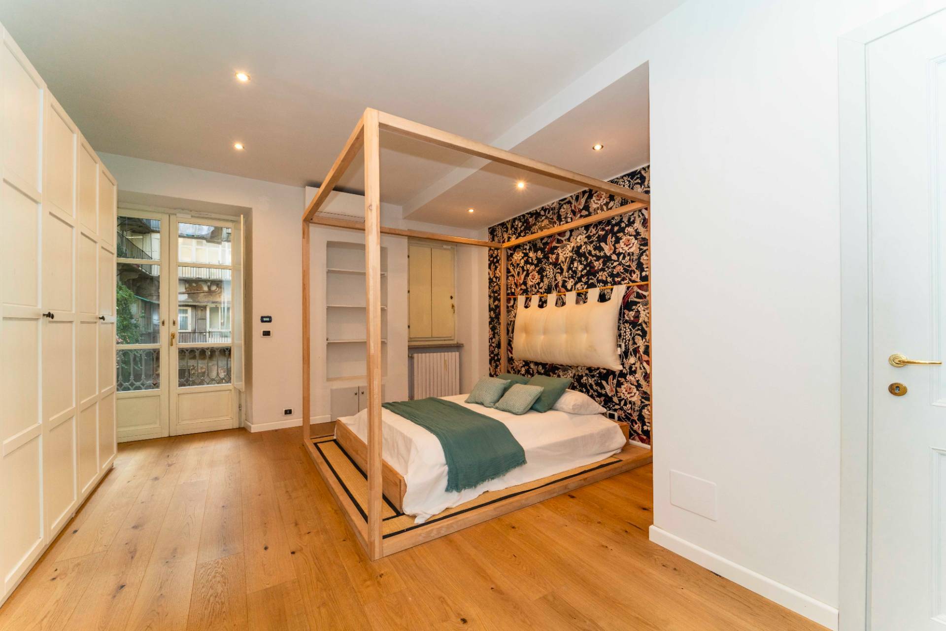 Torino, Torino, 10100, IT, 3 Bedrooms Bedrooms, ,4 BathroomsBathrooms,Residential,For Sale,1989307