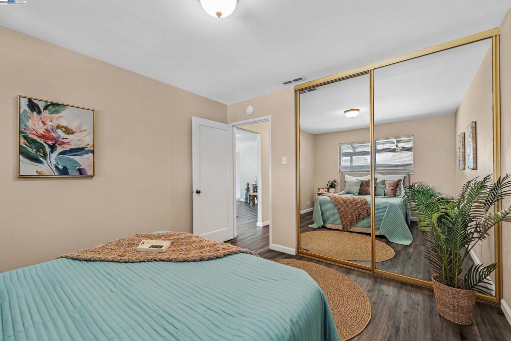 San Leandro, California, 94579, United States, 3 Bedrooms Bedrooms, ,1 BathroomBathrooms,Residential,For Sale,1921969