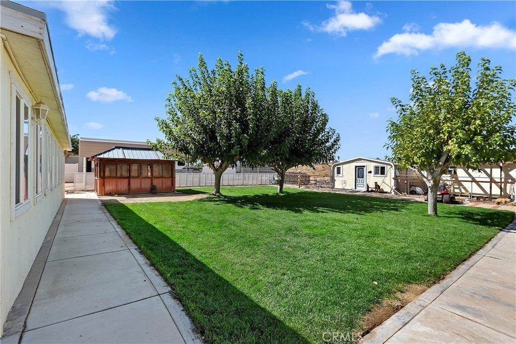 Hesperia, California, 92345, United States, 3 Bedrooms Bedrooms, ,2 BathroomsBathrooms,Residential,For Sale,1933281