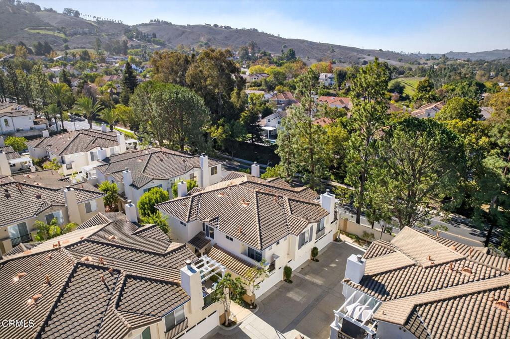 Moorpark, California, 93021, United States, 2 Bedrooms Bedrooms, ,3 BathroomsBathrooms,Residential,For Sale,1989466