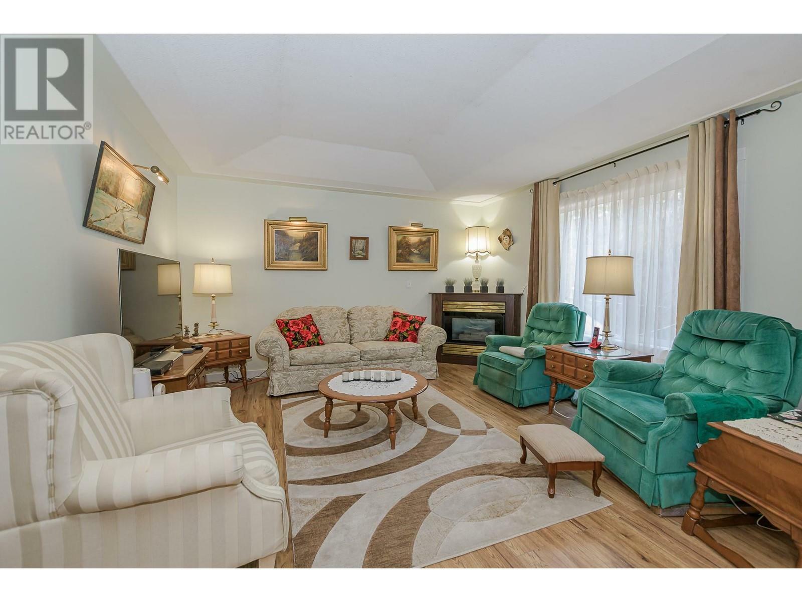SALMON ARM, British Columbia, V1E 3C2, CA, 5 Bedrooms Bedrooms, ,3 BathroomsBathrooms,Residential,For Sale,1838319
