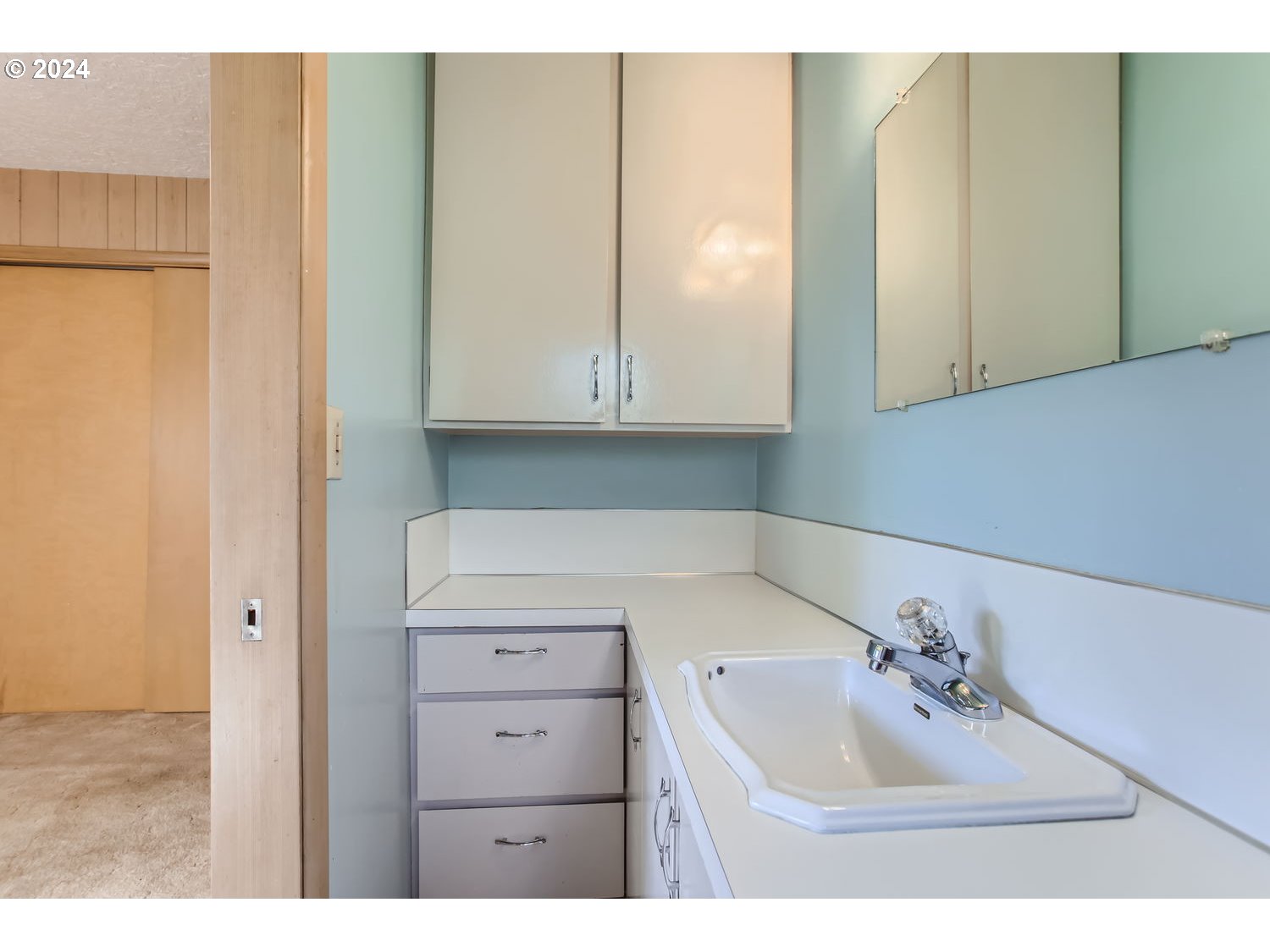 Oregoncity, Oregon, 97045, United States, 3 Bedrooms Bedrooms, ,2 BathroomsBathrooms,Residential,For Sale,1879834