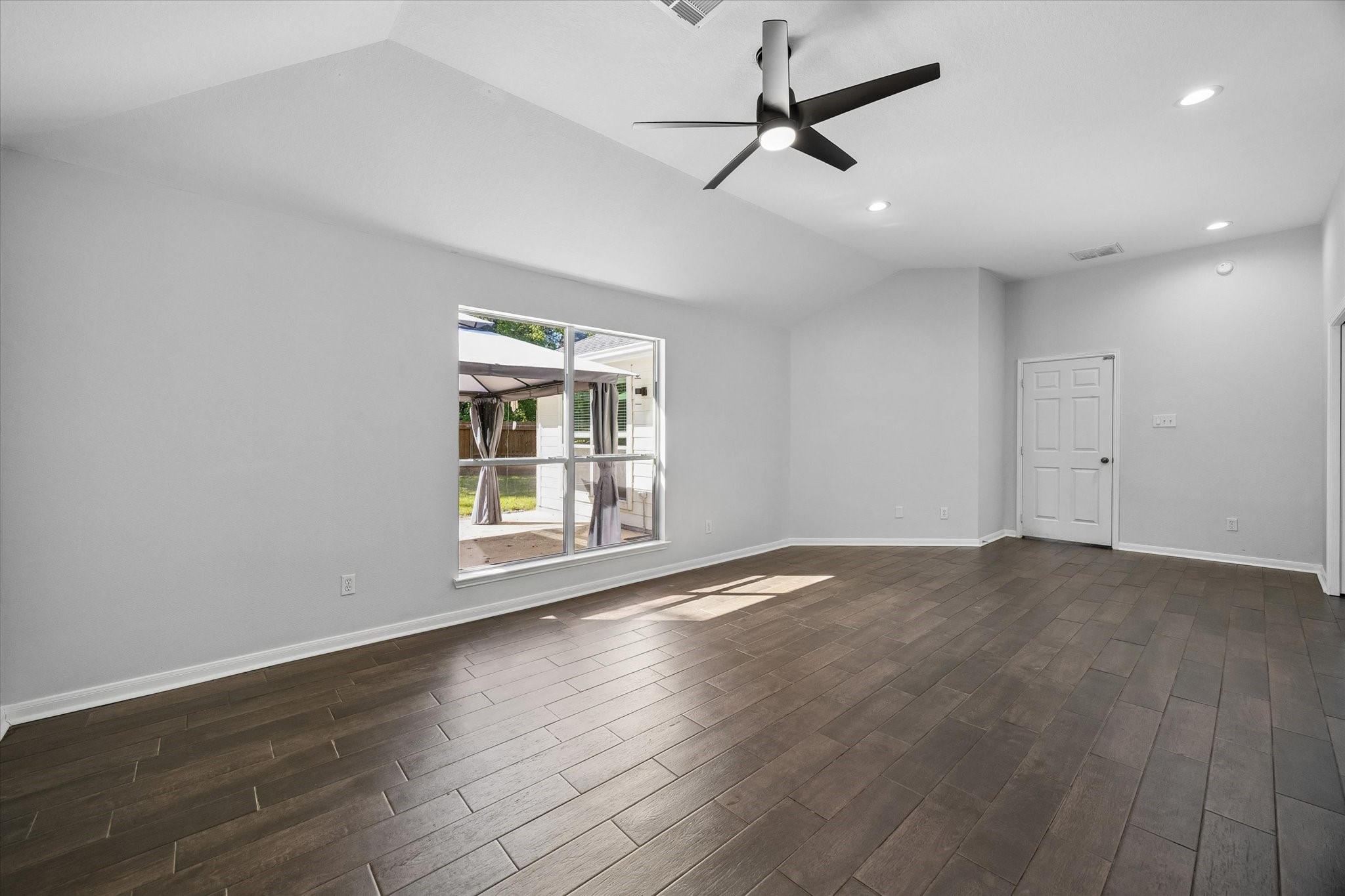  20910 Sandy Briar Court - 物件實景