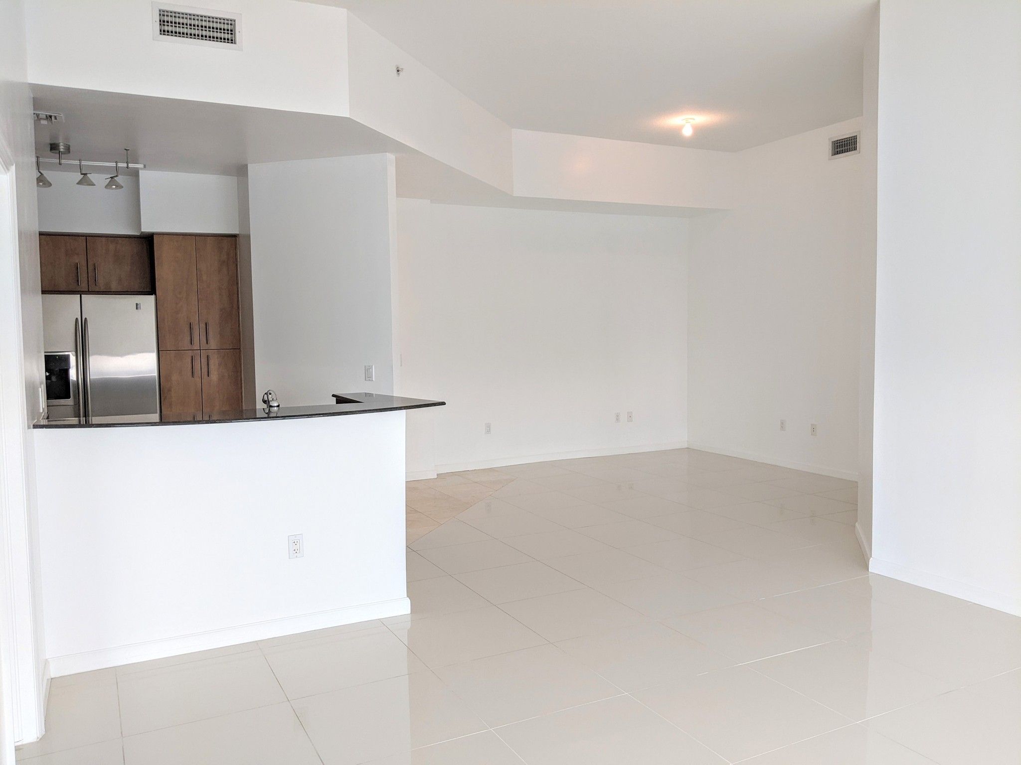  7910 Harbor Island Dr, North Bay Village, FL, 33141 - 物件實景