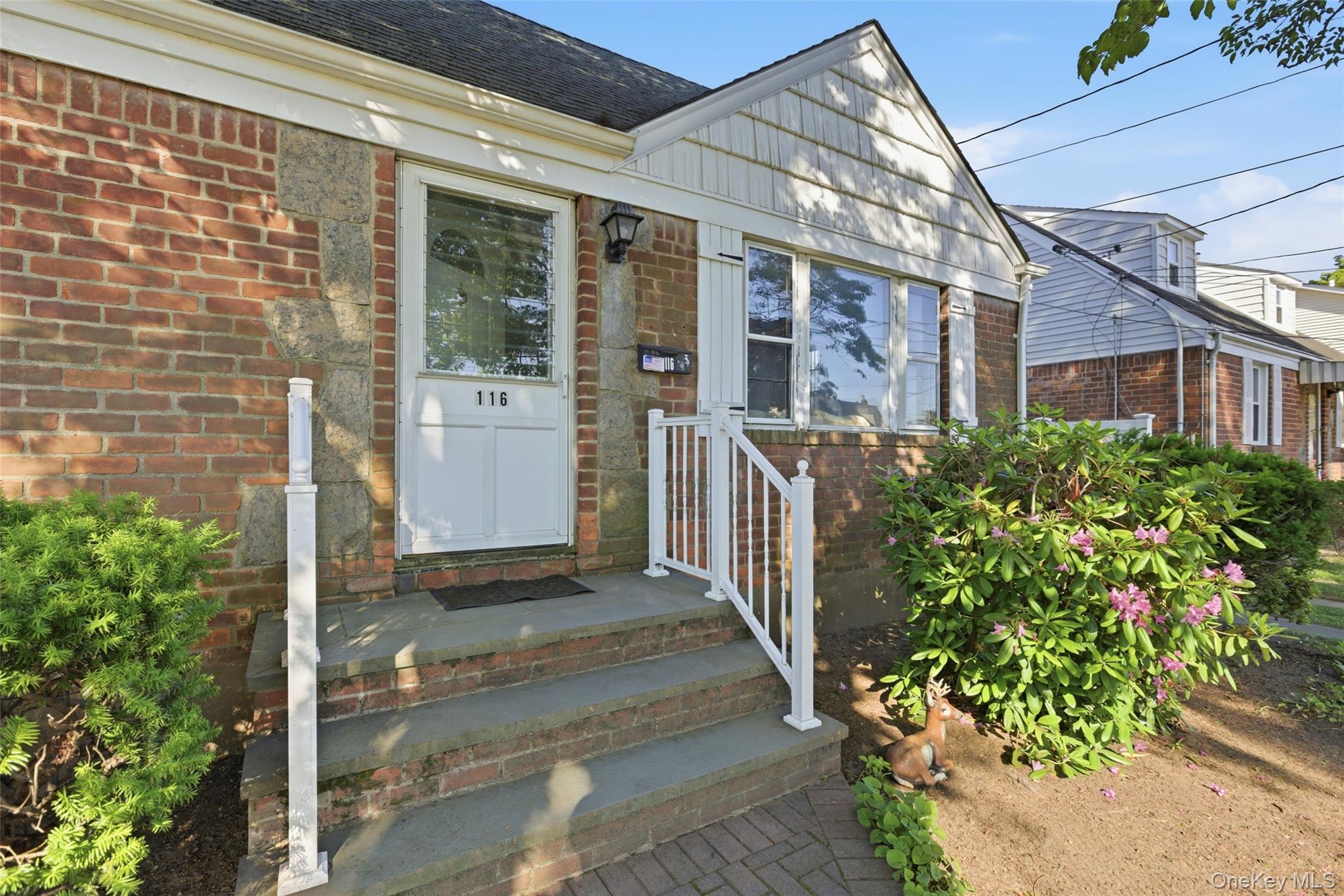  116 Prague Street, Valley Stream, NY, 11580 - 物件實景