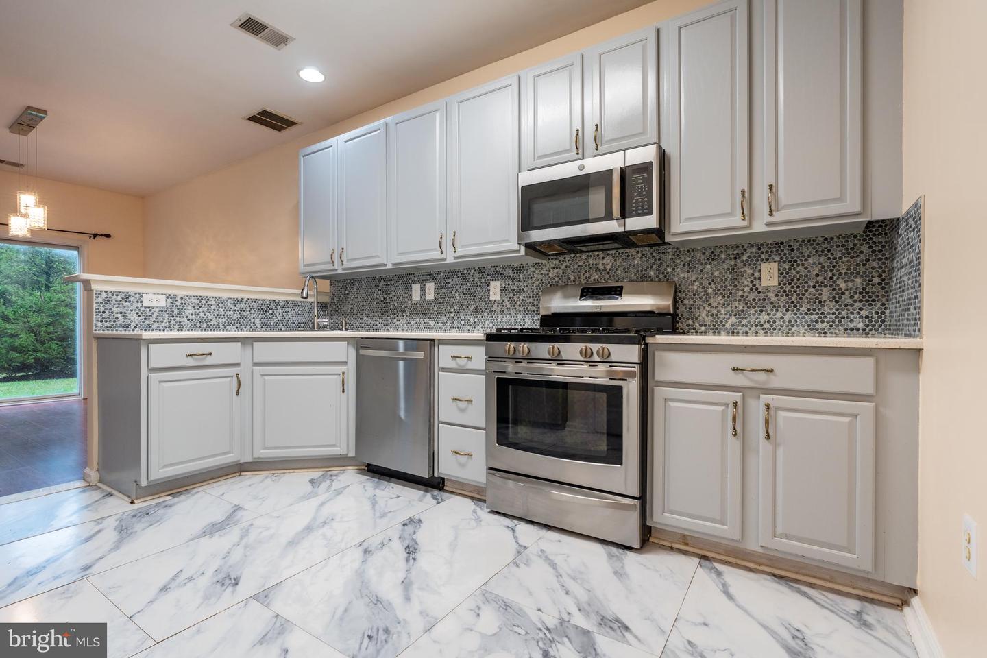 Pennington, New Jersey, 08534, United States, 3 Bedrooms Bedrooms, ,3 BathroomsBathrooms,Residential,For Sale,1939731