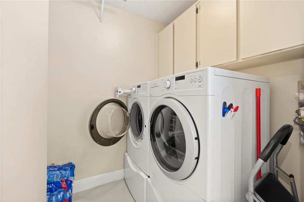 Windermere, Florida, 34786, United States, 4 Bedrooms Bedrooms, ,2 BathroomsBathrooms,Residential,For Sale,1956495