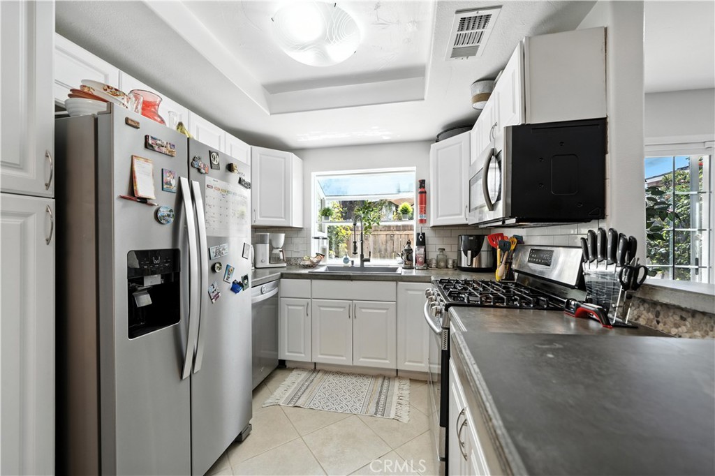 El Cajon, California, 92019, United States, 2 Bedrooms Bedrooms, ,3 BathroomsBathrooms,Residential,For Sale,1921774