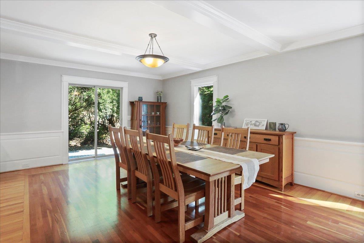 Mcgaheysville, Virginia, 22840, United States, 4 Bedrooms Bedrooms, ,4 BathroomsBathrooms,Residential,For Sale,1877155