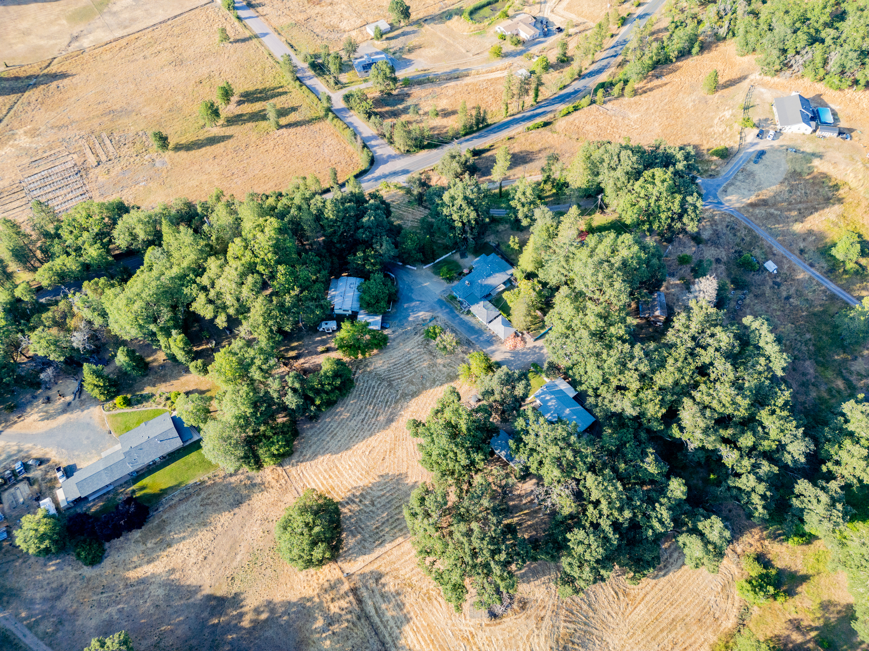 Willits, California, 95490, United States, 3 Bedrooms Bedrooms, ,2 BathroomsBathrooms,Residential,For Sale,1883434