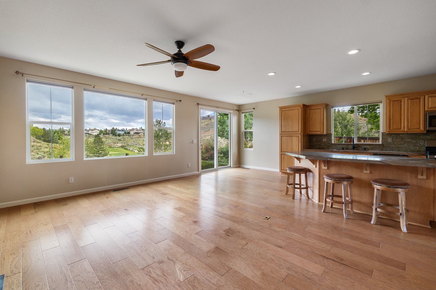  Golf Course Living in Somersett with Main-Level Primary & Canyon Views - 物件實景
