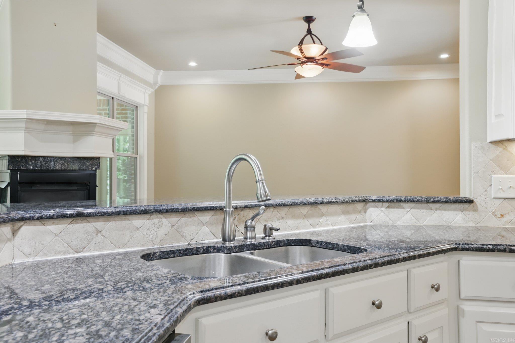 Little Rock, Arkansas, 72211, United States, 4 Bedrooms Bedrooms, ,4 BathroomsBathrooms,Residential,For Sale,1950270