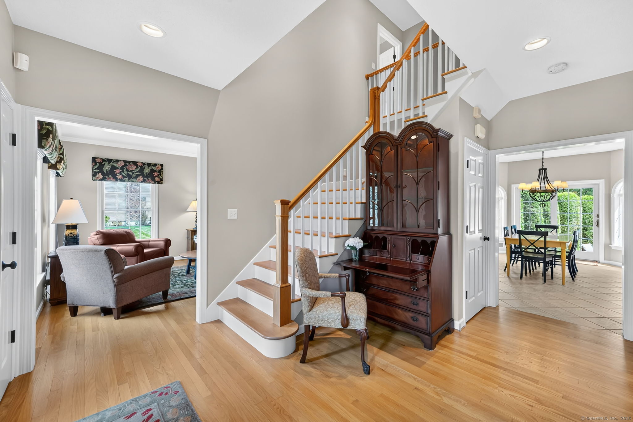 Suffield, Connecticut, 06078, United States, 4 Bedrooms Bedrooms, ,3 BathroomsBathrooms,Residential,For Sale,1927019