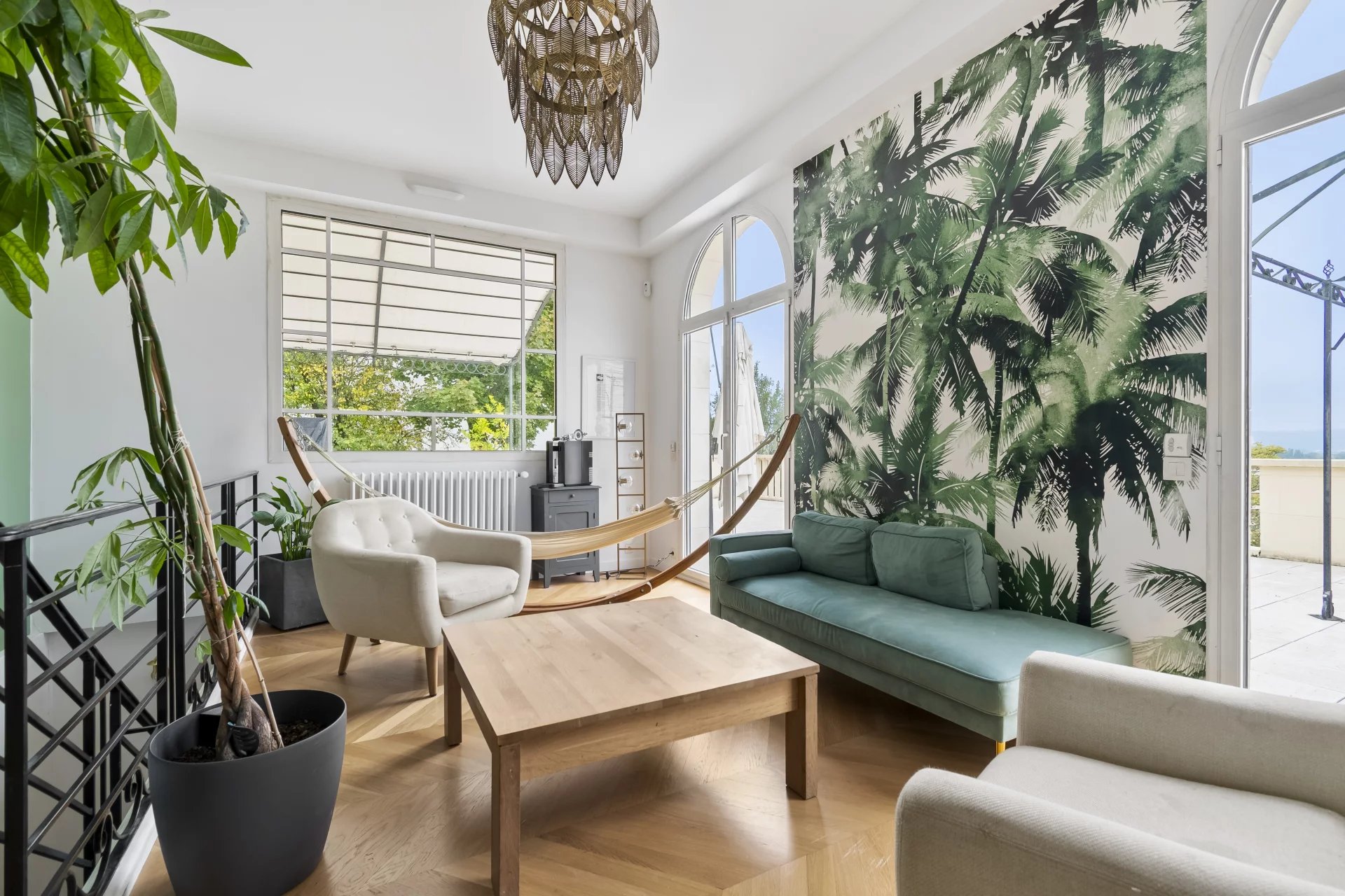 Saint-Germain-en-Laye, Île-de-France, 78100, FR, 9 Bedrooms Bedrooms, ,9 BathroomsBathrooms,Residential,For Sale,1994576