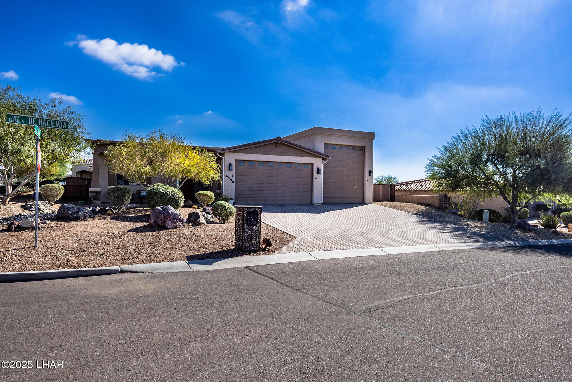 Lake Havasu City, Arizona, 86406, United States, 3 Bedrooms Bedrooms, ,1 BathroomBathrooms,Residential,For Sale,1998325