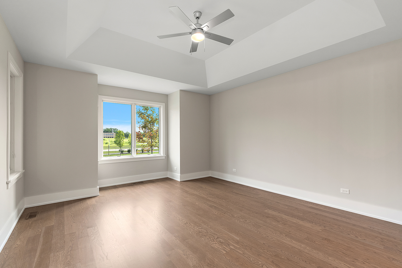 Orland Park, Illinois, 60467, United States, 4 Bedrooms Bedrooms, ,3 BathroomsBathrooms,Residential,For Sale,1976249