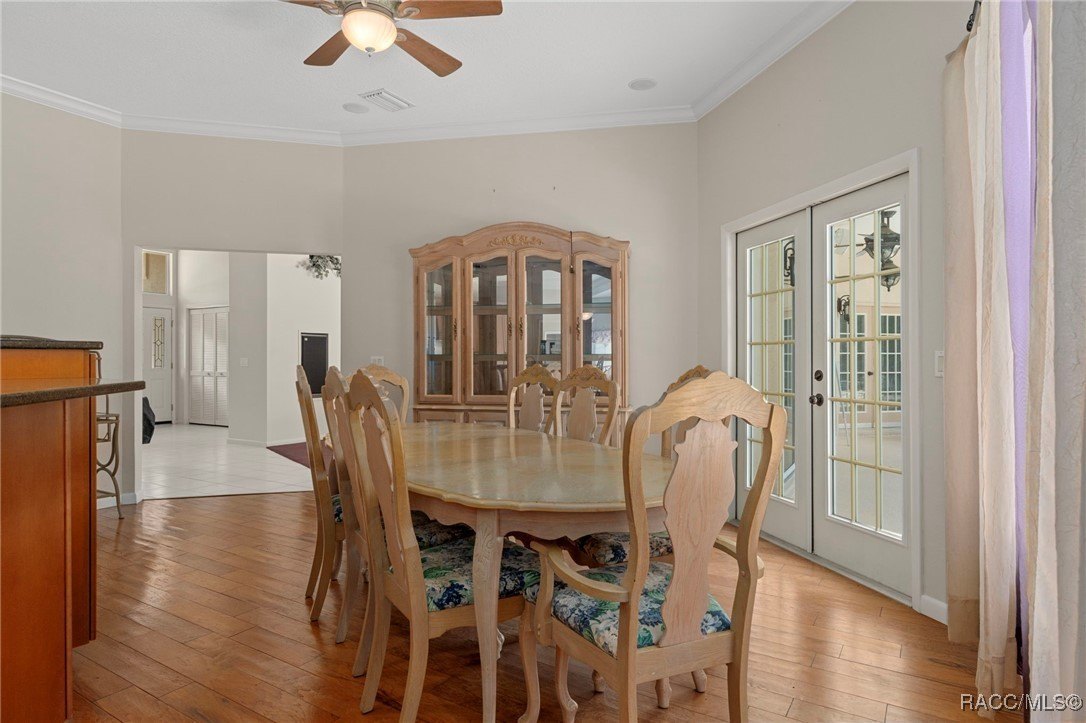 Homosassa, Florida, 34446, United States, 5 Bedrooms Bedrooms, ,4 BathroomsBathrooms,Residential,For Sale,1916240
