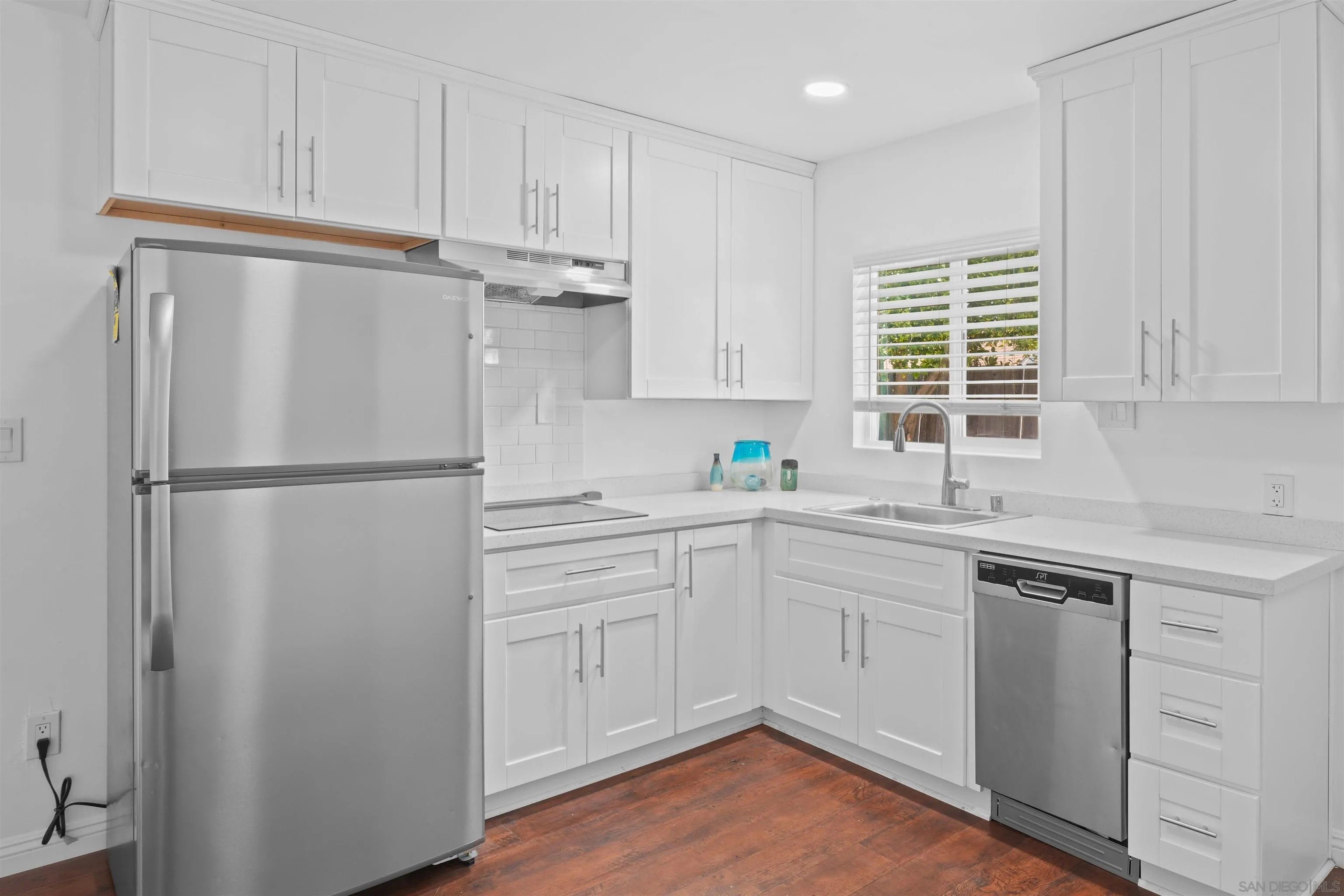 San Diego, California, 92126, United States, 6 Bedrooms Bedrooms, ,Residential,For Sale,1907537
