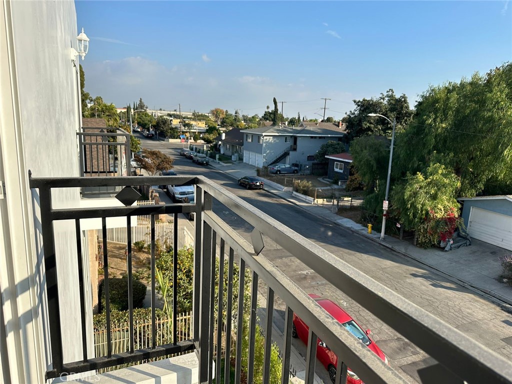LOS ANGELES, California, 90001, United States, ,Residential,For Sale,1810570