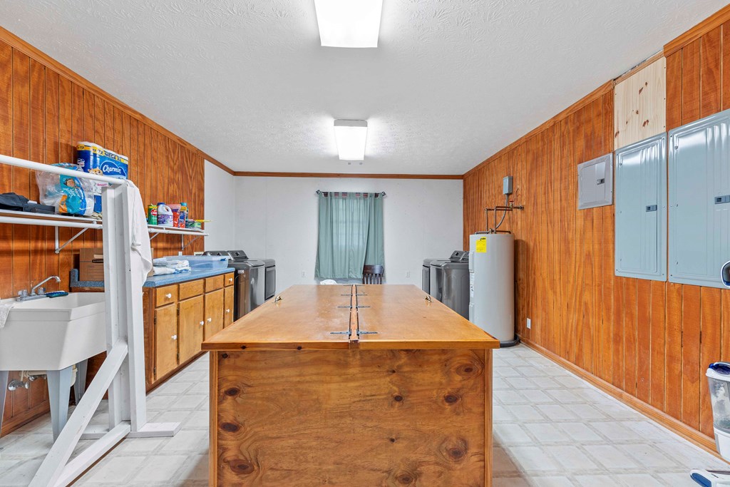 Waverly Hall, Georgia, 31831, United States, 5 Bedrooms Bedrooms, ,4 BathroomsBathrooms,Residential,For Sale,1987749