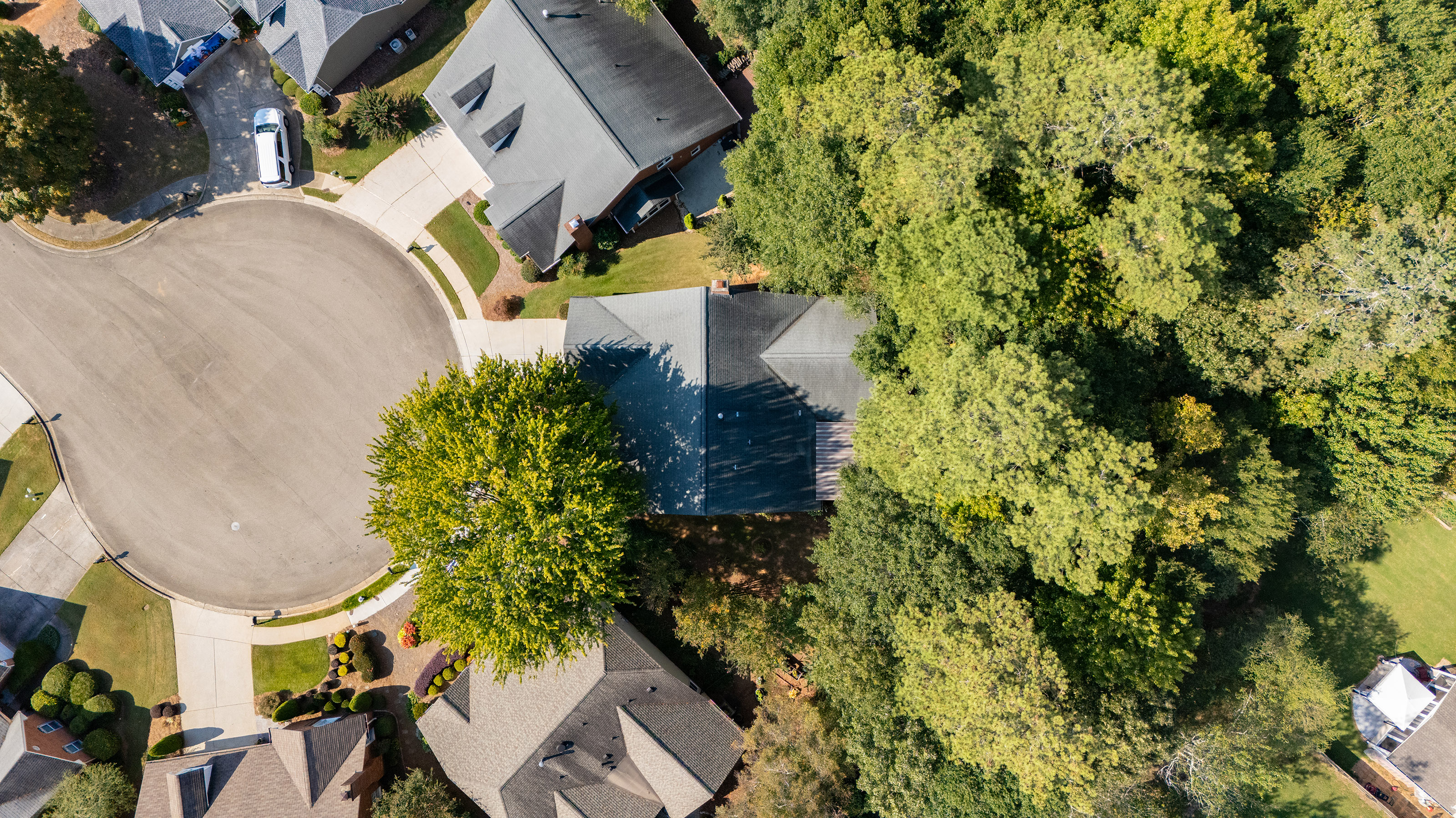  Beautifully Maintained Brick Home on Quiet Cul-de-sac Near Downtown Roswell - 物件實景