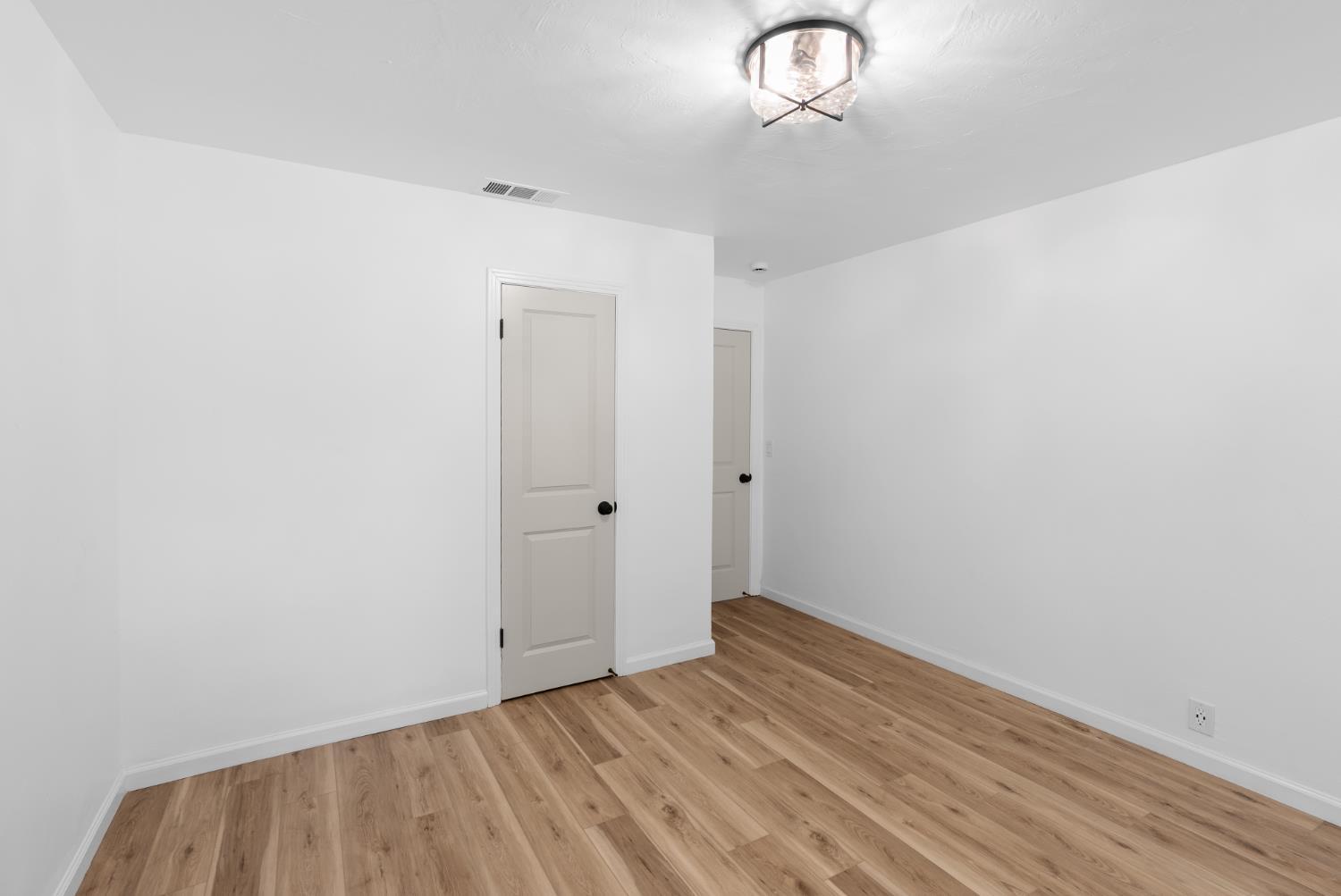 Modesto, California, 95350, United States, 4 Bedrooms Bedrooms, ,2 BathroomsBathrooms,Residential,For Sale,2001557