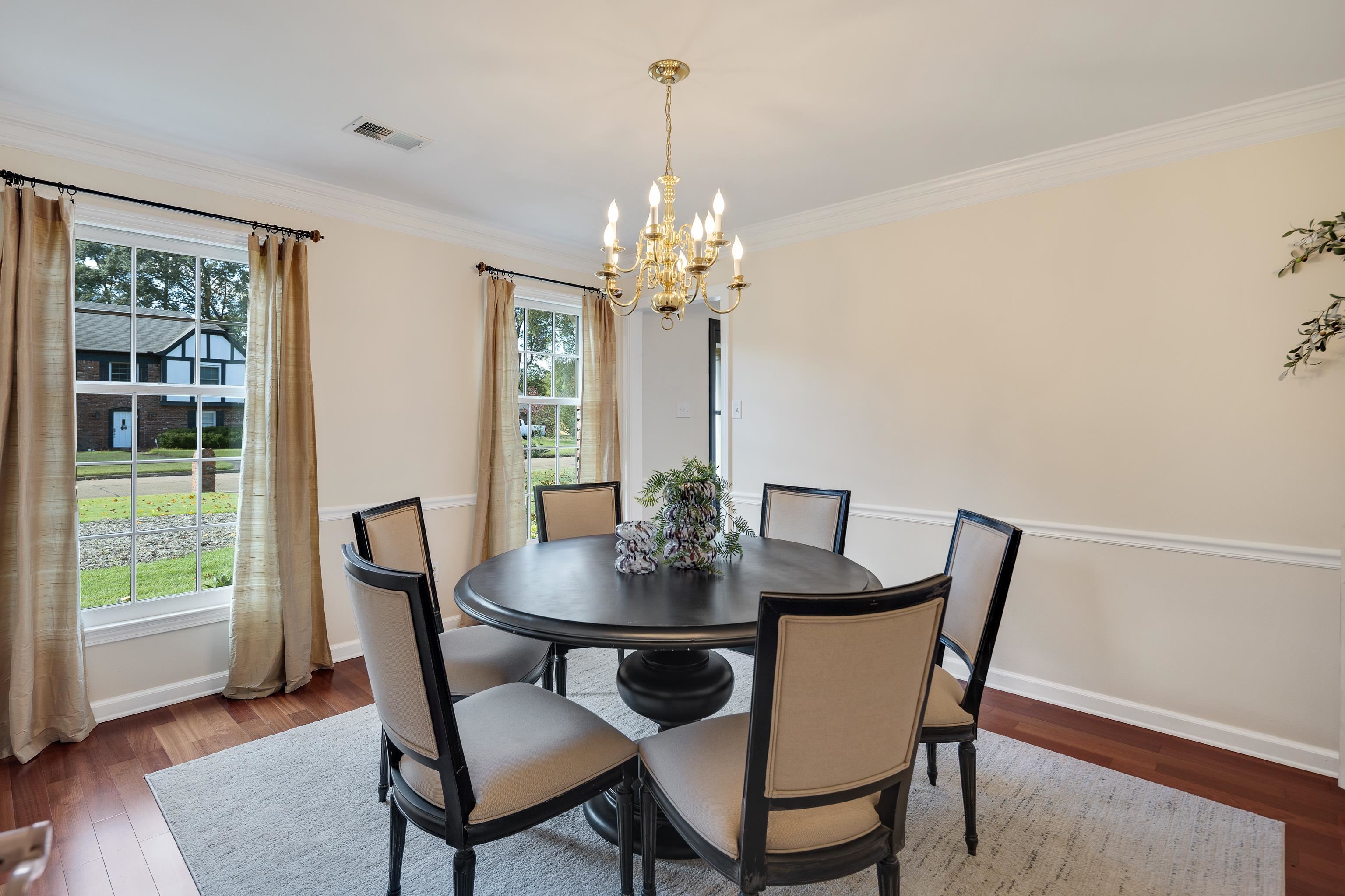 Germantown, Tennessee, 38139, United States, 4 Bedrooms Bedrooms, ,4 BathroomsBathrooms,Residential,For Sale,1985458