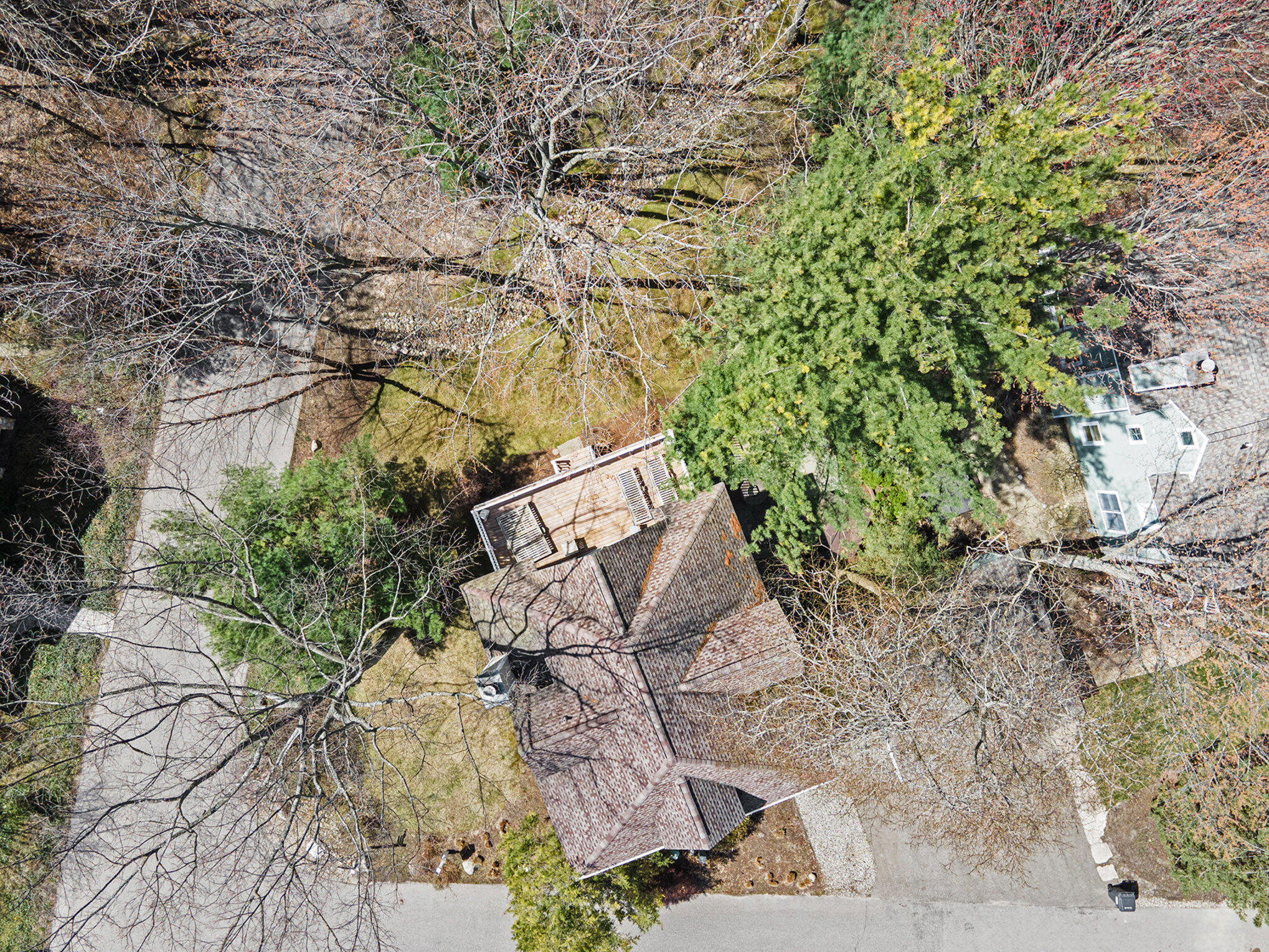 South Haven, Michigan, 49090, United States, 4 Bedrooms Bedrooms, ,4 BathroomsBathrooms,Residential,For Sale,1945011