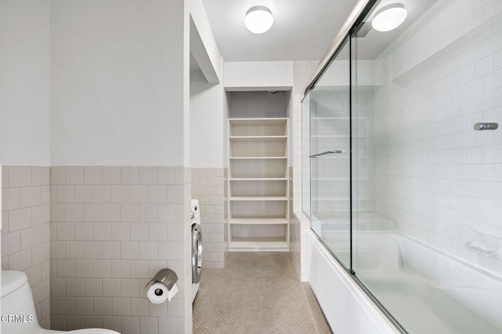 Los Angeles, California, 90014, United States, ,1 BathroomBathrooms,Residential,For Sale,1876083
