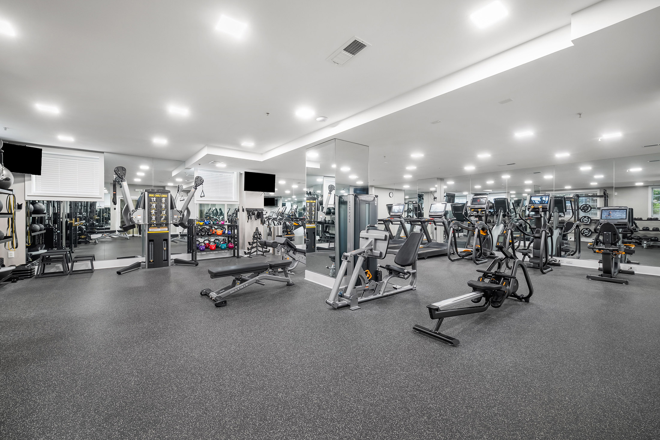  Spacious One-Bedroom Condo in the Heart of Midtown - 物件實景