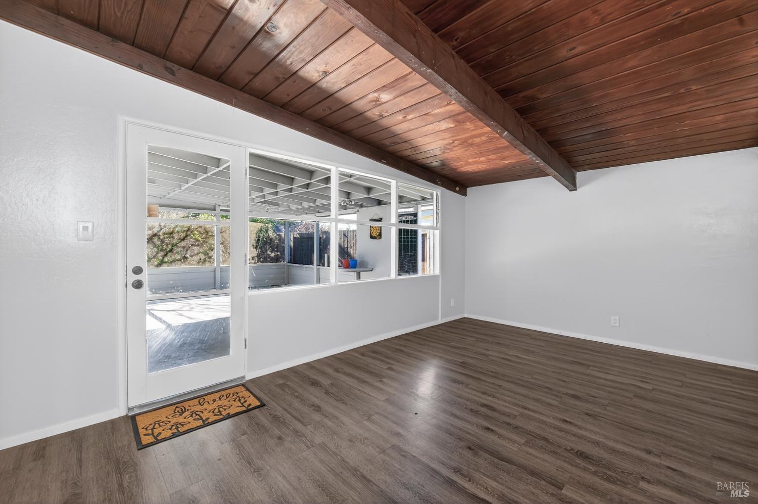 Vacaville, California, 95688, United States, 3 Bedrooms Bedrooms, ,2 BathroomsBathrooms,Residential,For Sale,2009088