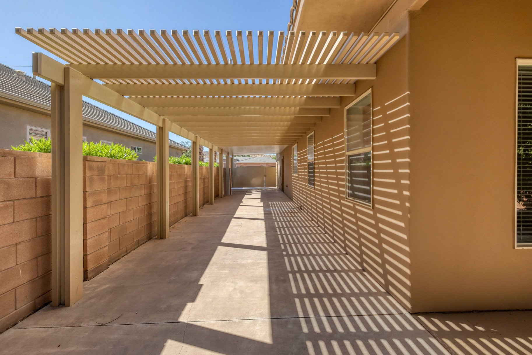  Indoor-Outdoor Living With Privacy, Space & Style In Washington Fields - 物件實景