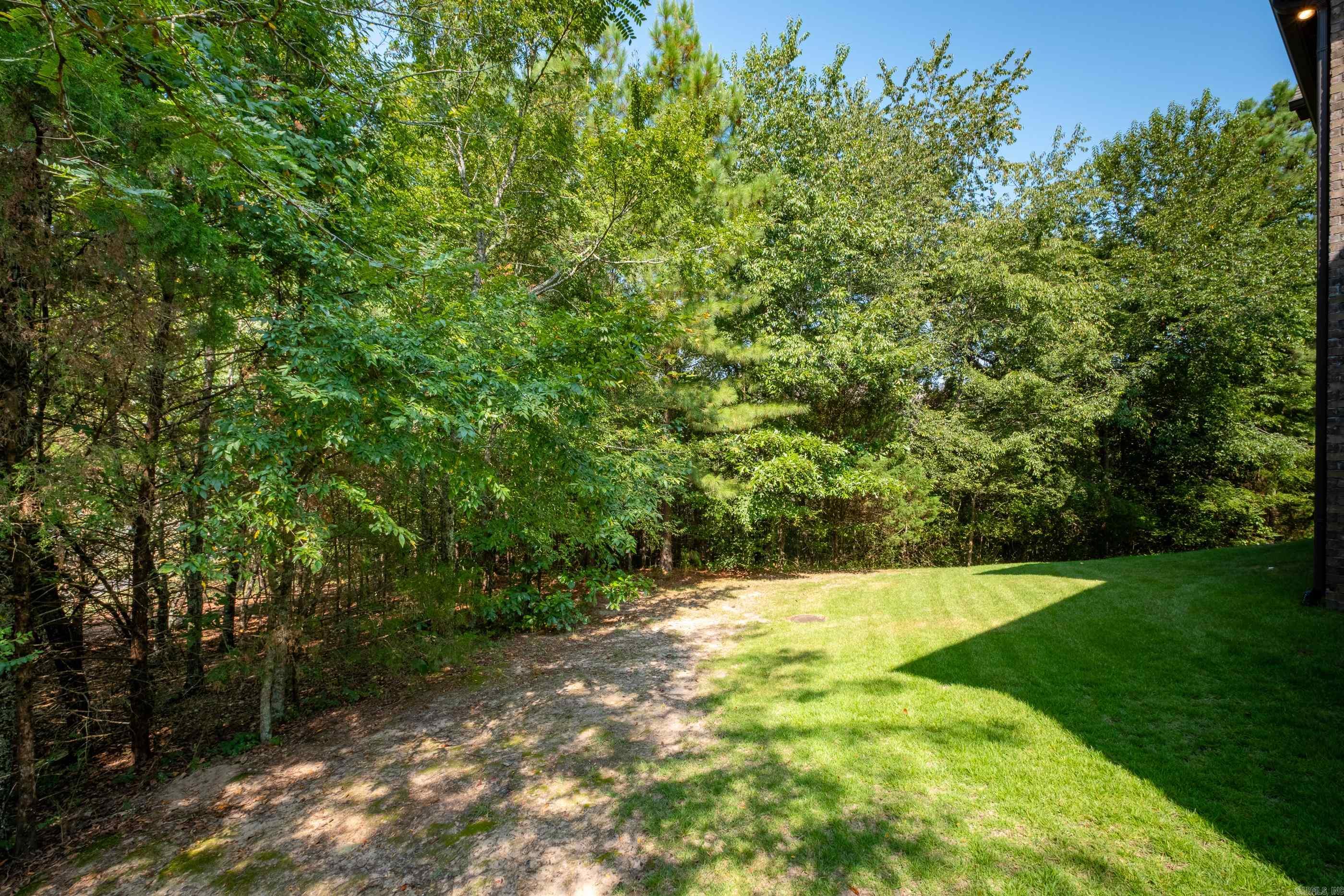 Little Rock, Arkansas, 72211, United States, 4 Bedrooms Bedrooms, ,5 BathroomsBathrooms,Residential,For Sale,1989336