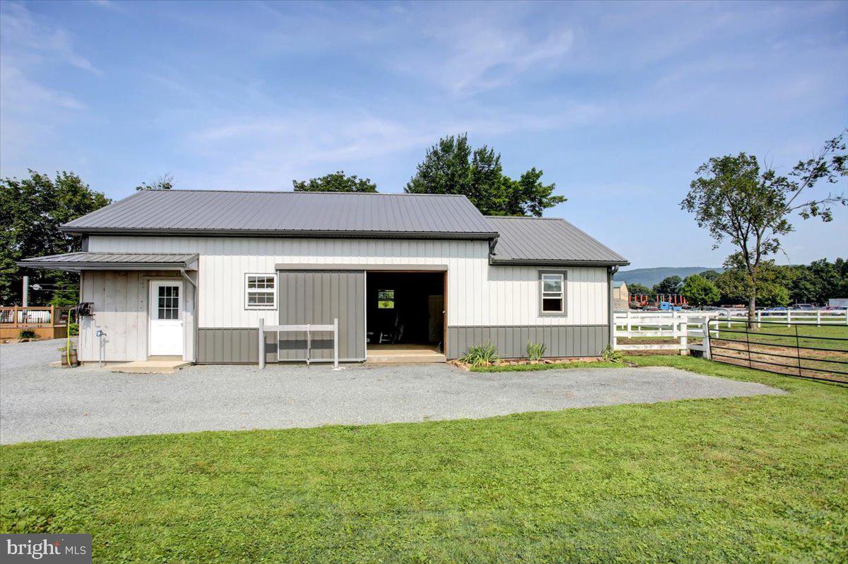 Orrstown, Pennsylvania, 17244, United States, 4 Bedrooms Bedrooms, ,2 BathroomsBathrooms,Residential,For Sale,1906124
