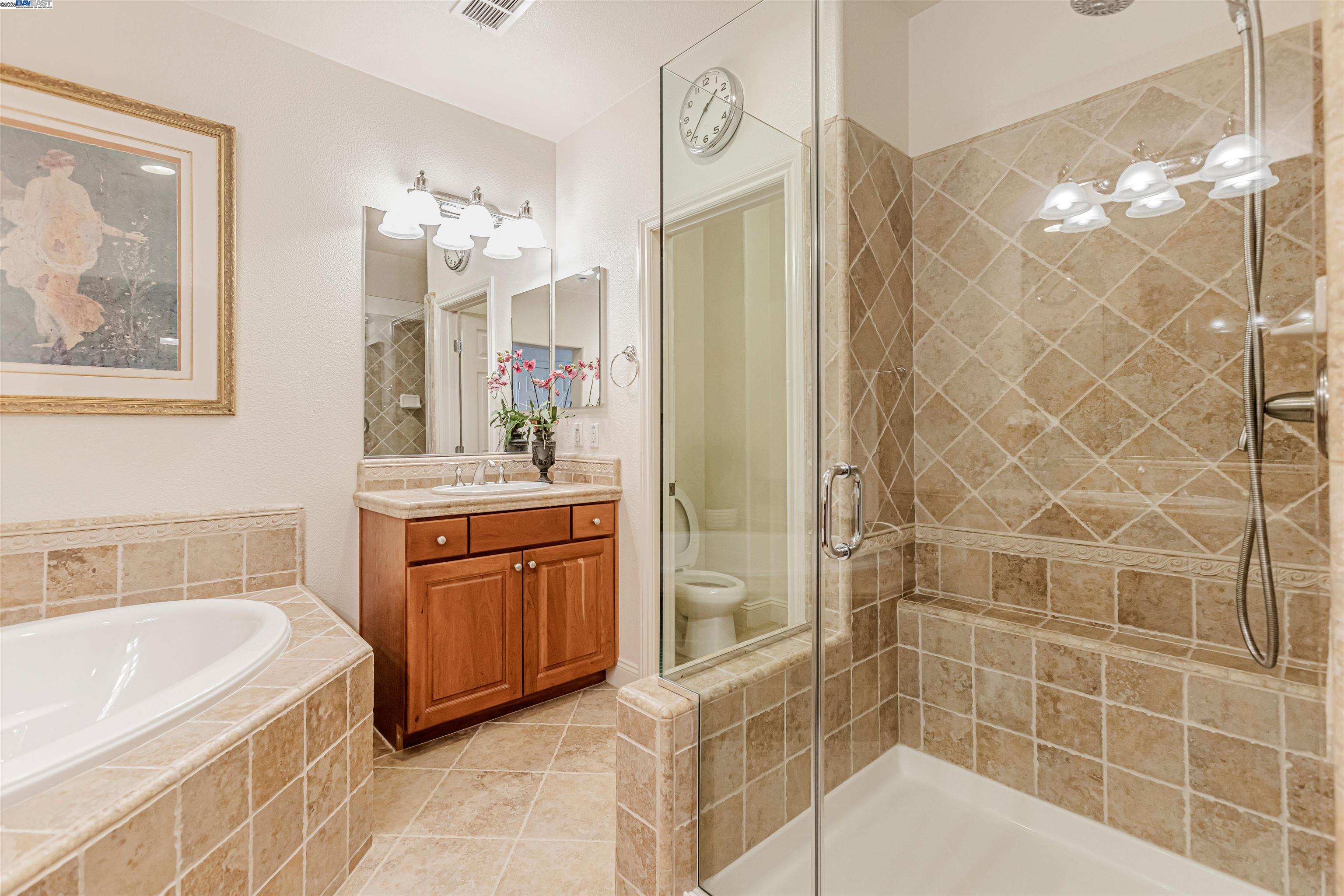 Dublin, California, 94568, United States, 2 Bedrooms Bedrooms, ,2 BathroomsBathrooms,Residential,For Sale,1997386