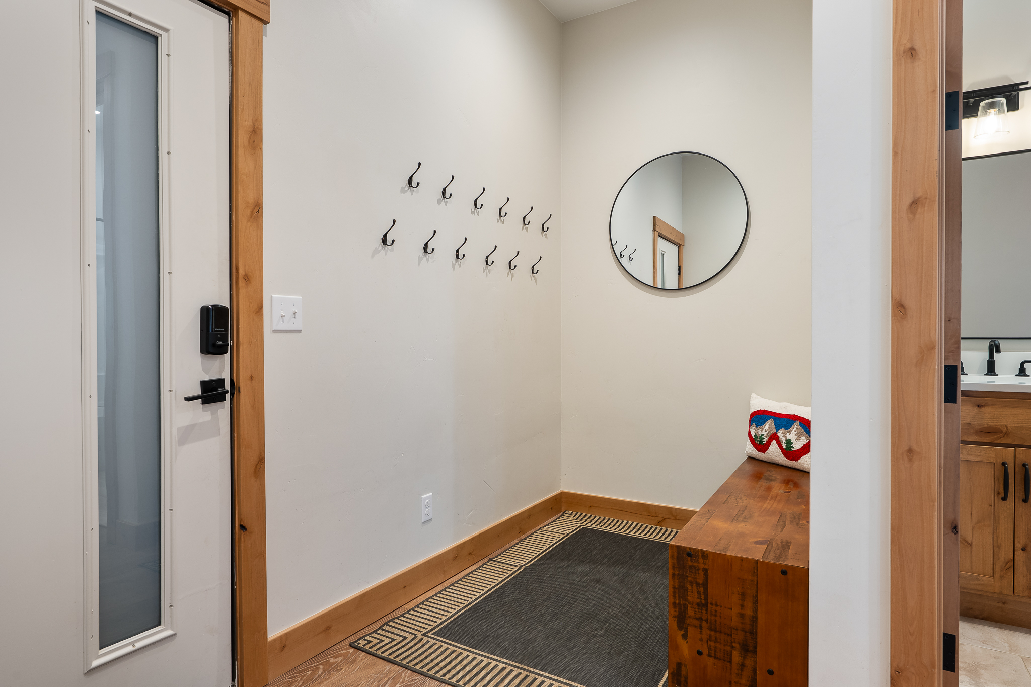  Fully Furnished Luxury Condo in Grand Park - 物件實景