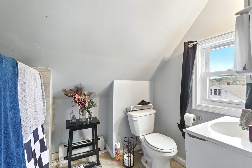 Monson, Massachusetts, 01057, United States, 7 Bedrooms Bedrooms, ,5 BathroomsBathrooms,Residential,For Sale,1795174