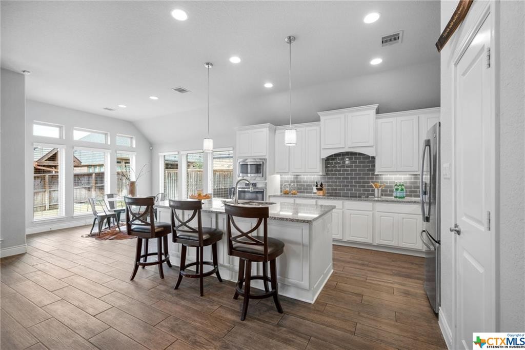 New Braunfels, Texas, 78132, United States, 4 Bedrooms Bedrooms, ,3 BathroomsBathrooms,Residential,For Sale,1982474