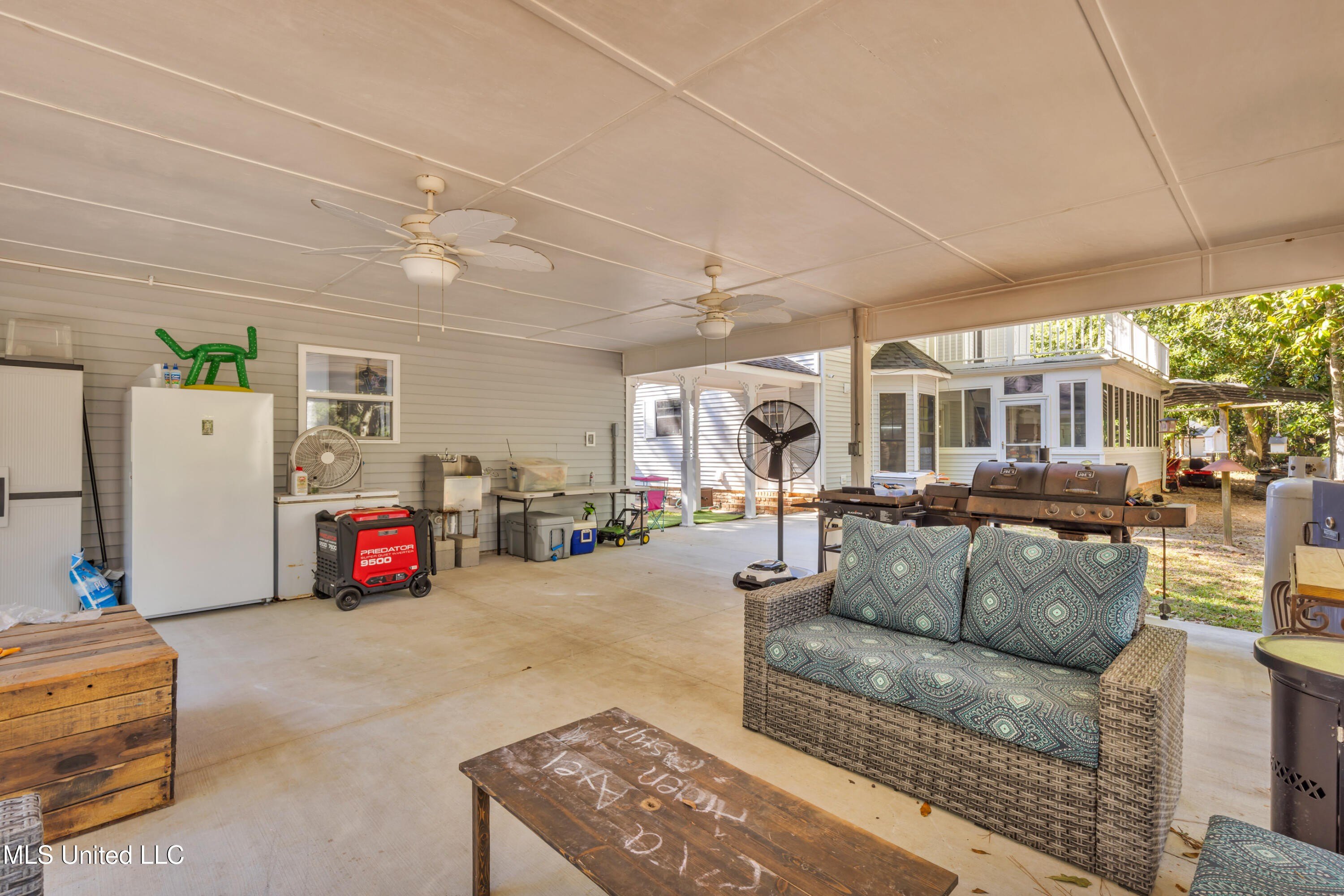 Gautier, Mississippi, 39553, United States, 4 Bedrooms Bedrooms, ,4 BathroomsBathrooms,Residential,For Sale,1989936