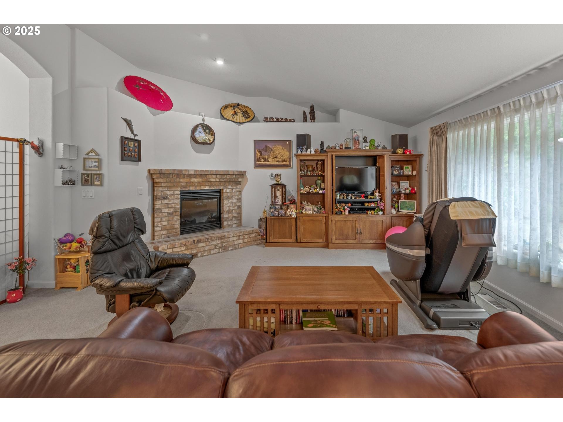 Oregon City, Oregon, 97045, United States, 3 Bedrooms Bedrooms, ,2 BathroomsBathrooms,Residential,For Sale,1949675