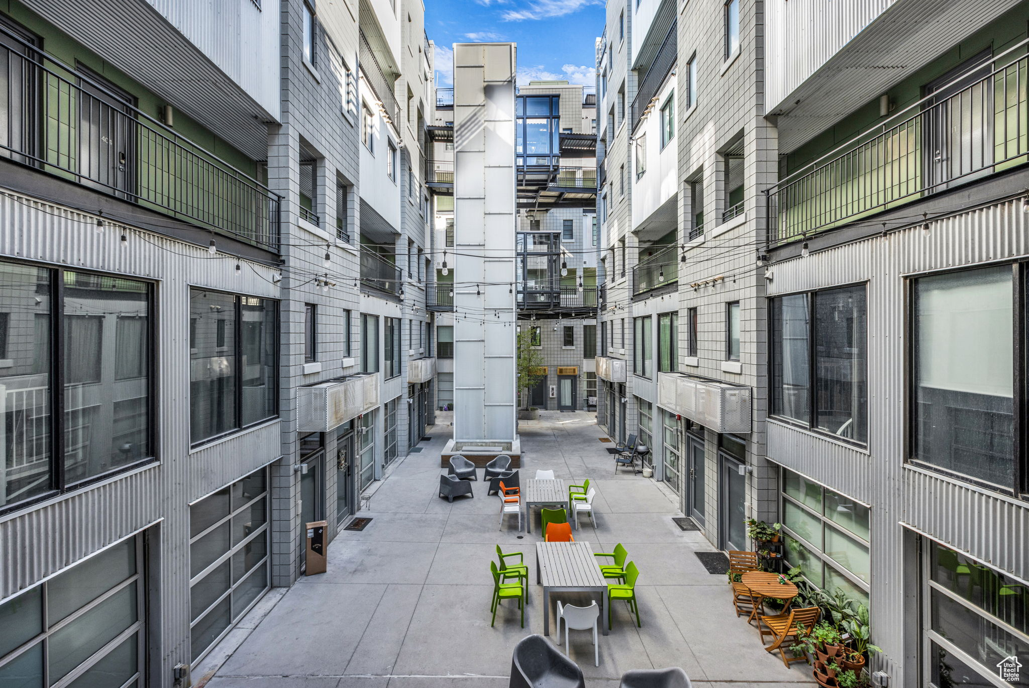 Salt Lake City, Utah, 84101, United States, 2 Bedrooms Bedrooms, ,1 BathroomBathrooms,Residential,For Sale,1950761