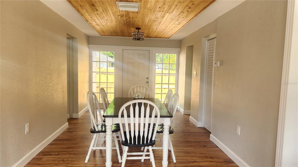 9 N Highland Avenue, Clearwater, Florida, 33755, United States, 3 Bedrooms Bedrooms, ,3 BathroomsBathrooms,Residential,For Sale,9 N Highland Avenue,1623292